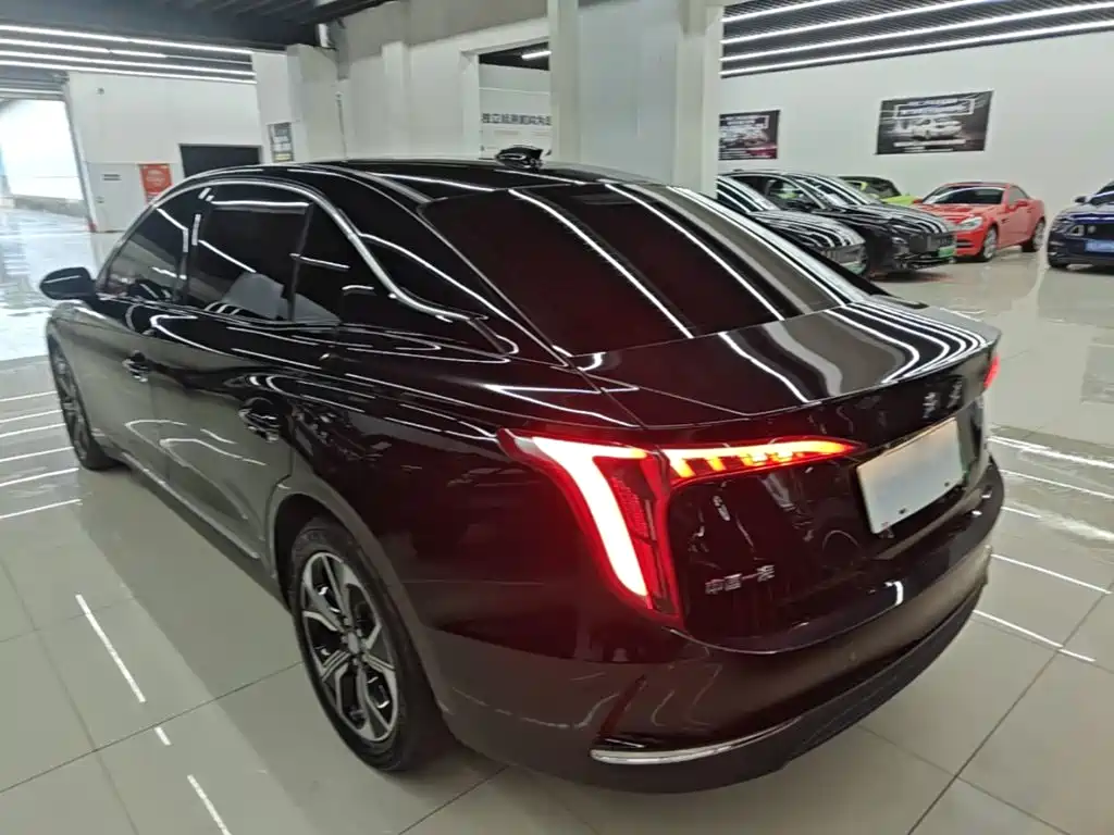 Hongqi Hongqi E-QM5 — миниатюра 5
