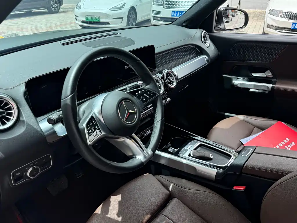 Mercedes-Benz GLB 2024 GLB 220