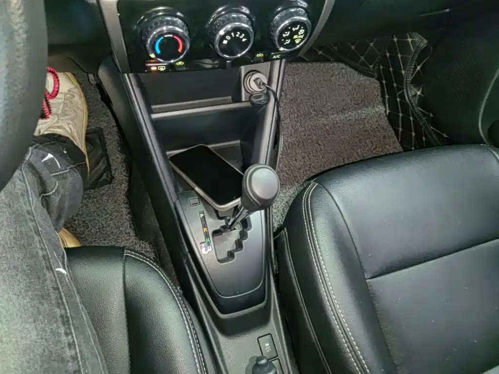 Toyota Vios FS — миниатюра 14