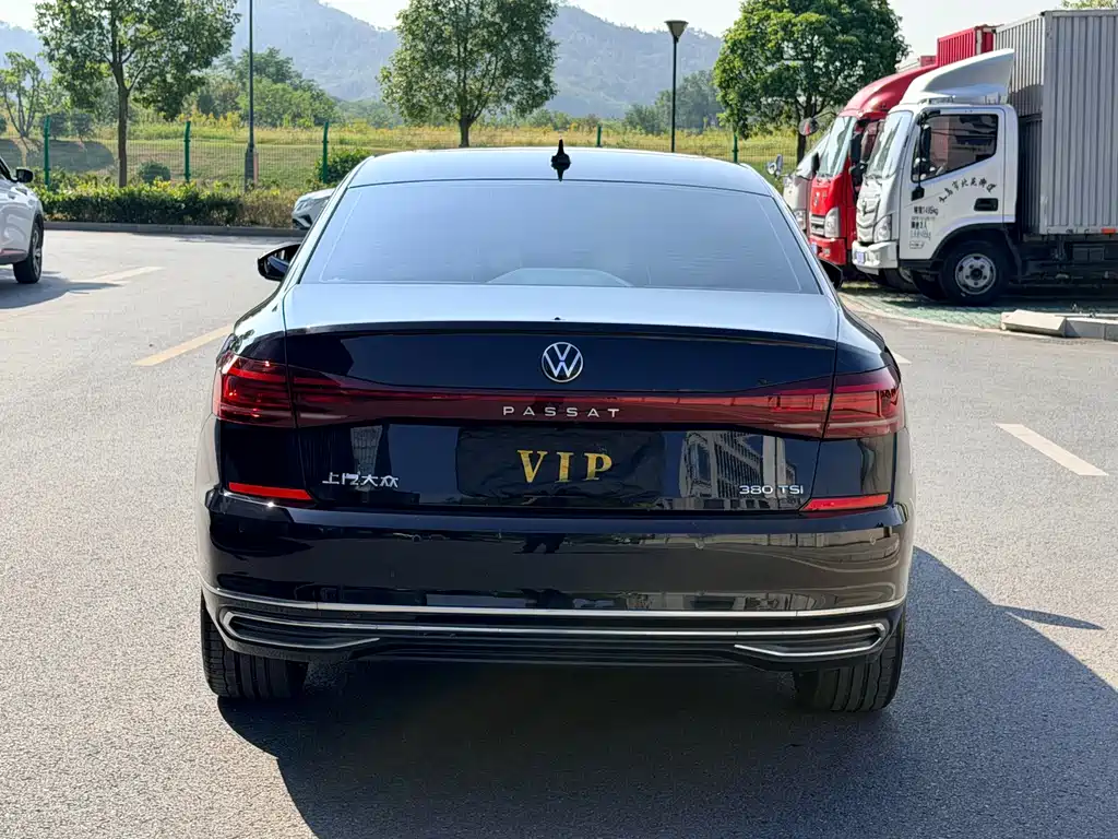 Volkswagen Passat — миниатюра 5
