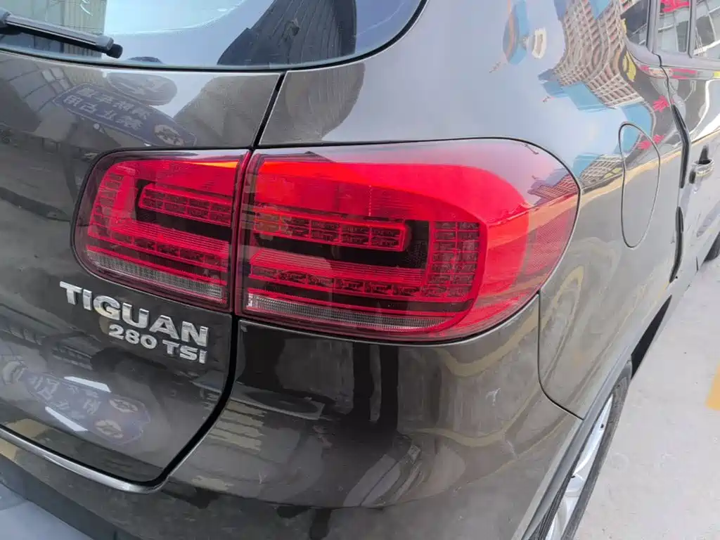 Volkswagen Tiguan — миниатюра 8