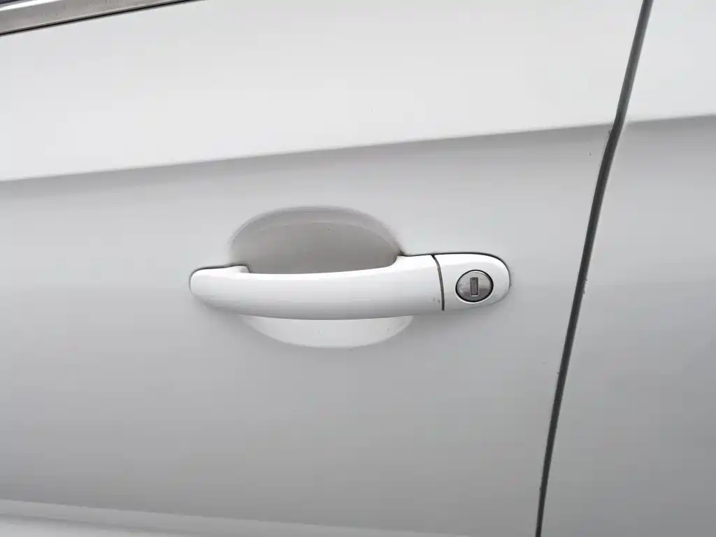 Skoda Rapid Spaceback — миниатюра 18