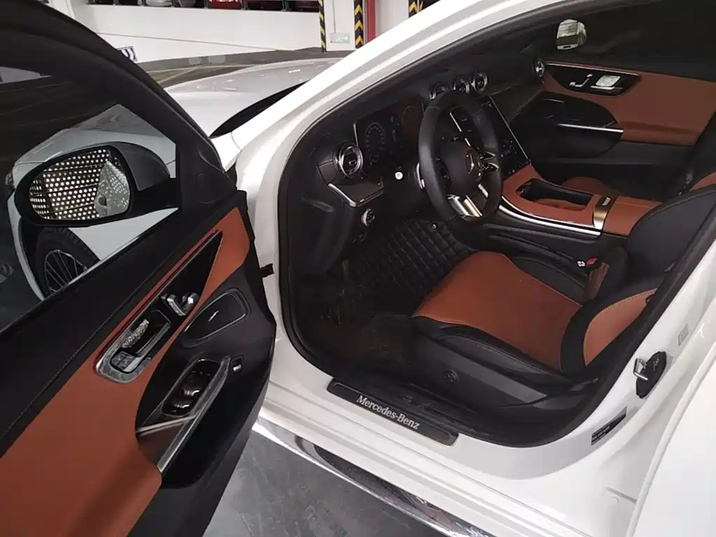 Mercedes-Benz C-Class — миниатюра 18