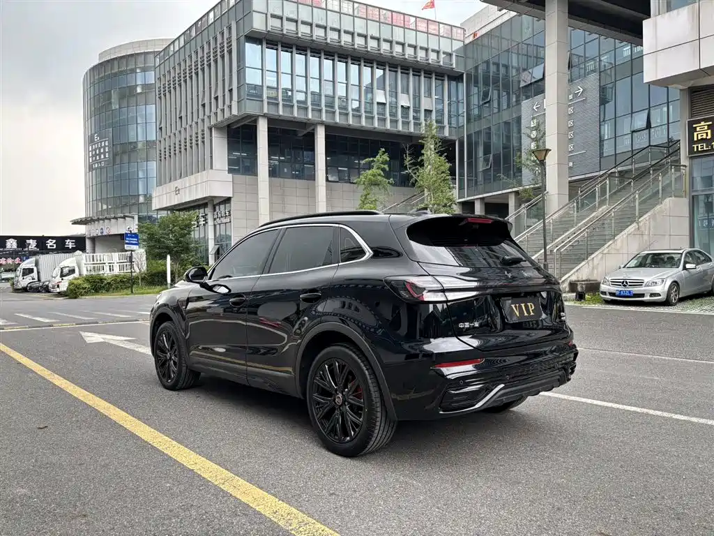 Hongqi HS5 2026 2.0T