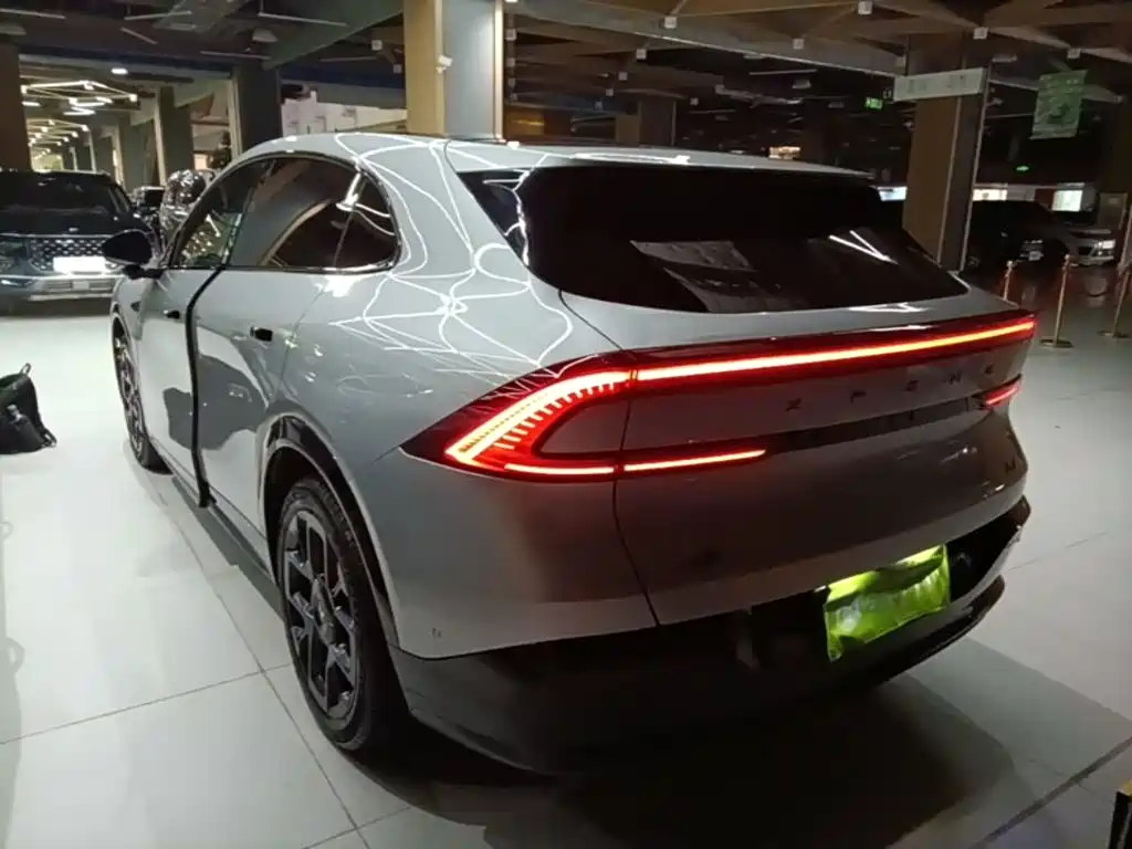 XPeng PengG7 — миниатюра 5