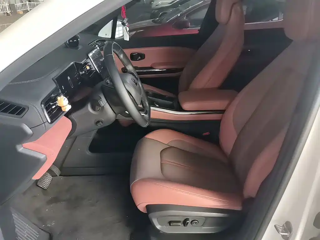 NIO EC6 — миниатюра 15