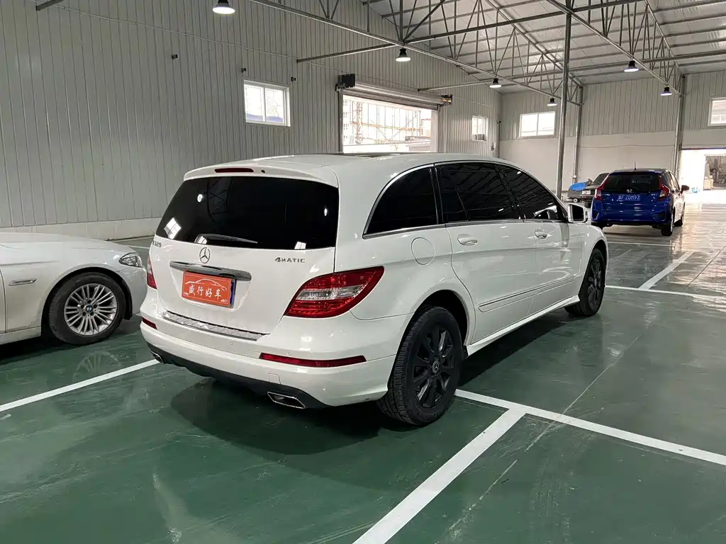 Mercedes-Benz R-Class — миниатюра 7