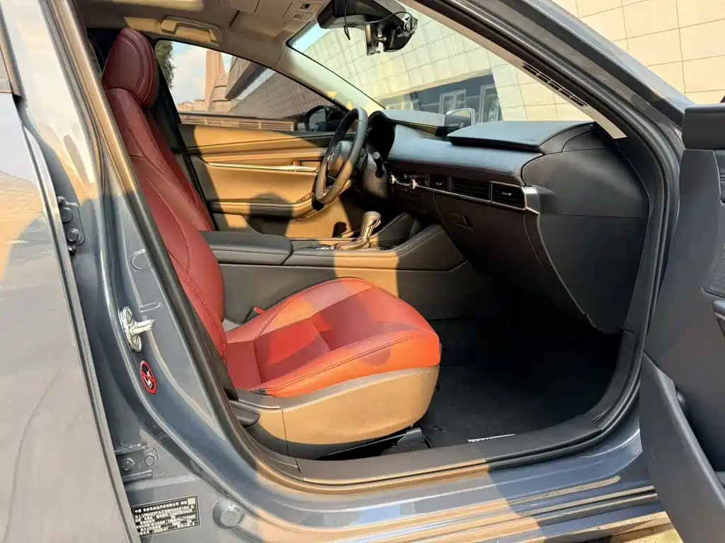 Mazda 3 Axela — миниатюра 4