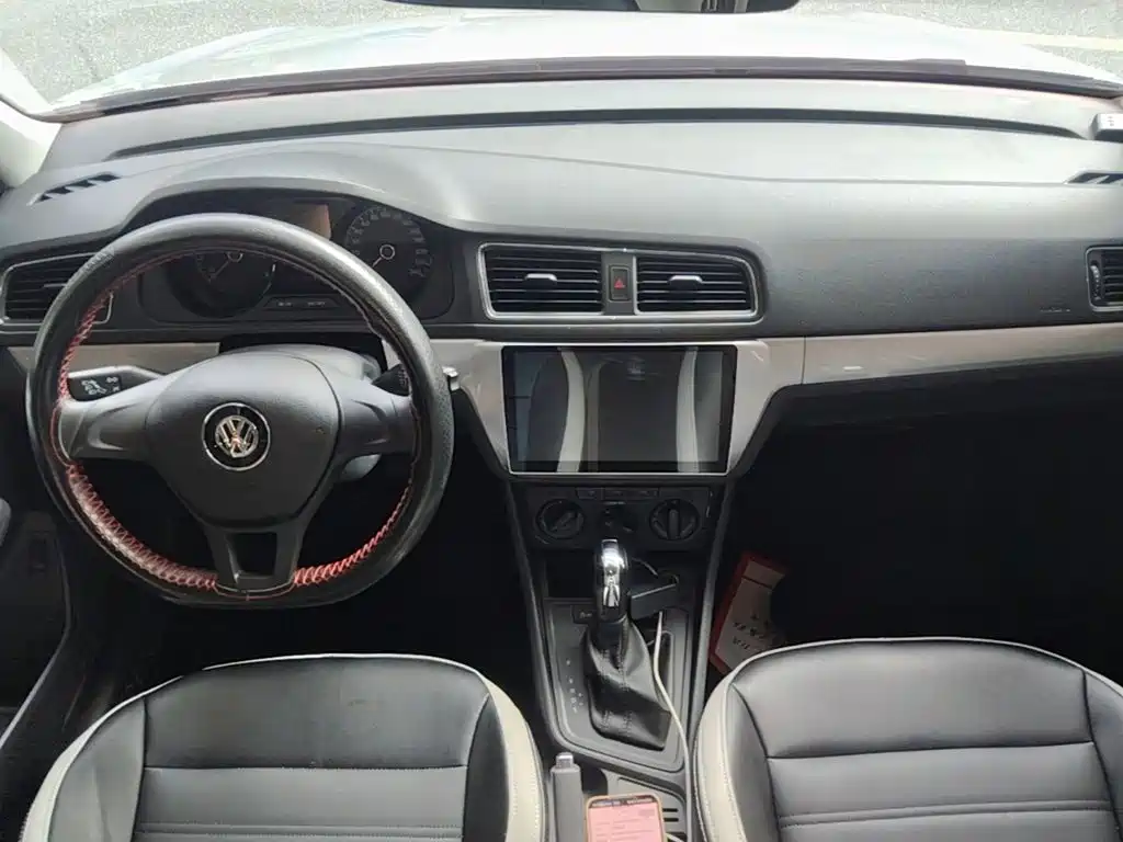 Volkswagen Lavida — миниатюра 10