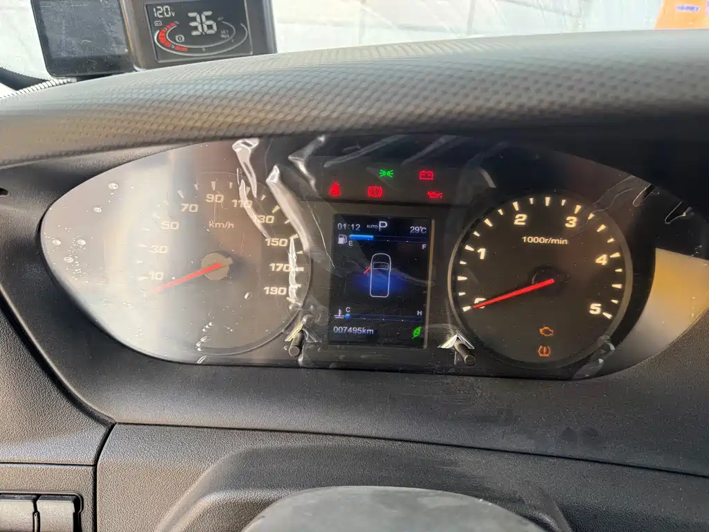IVECO Ousheng — миниатюра 13