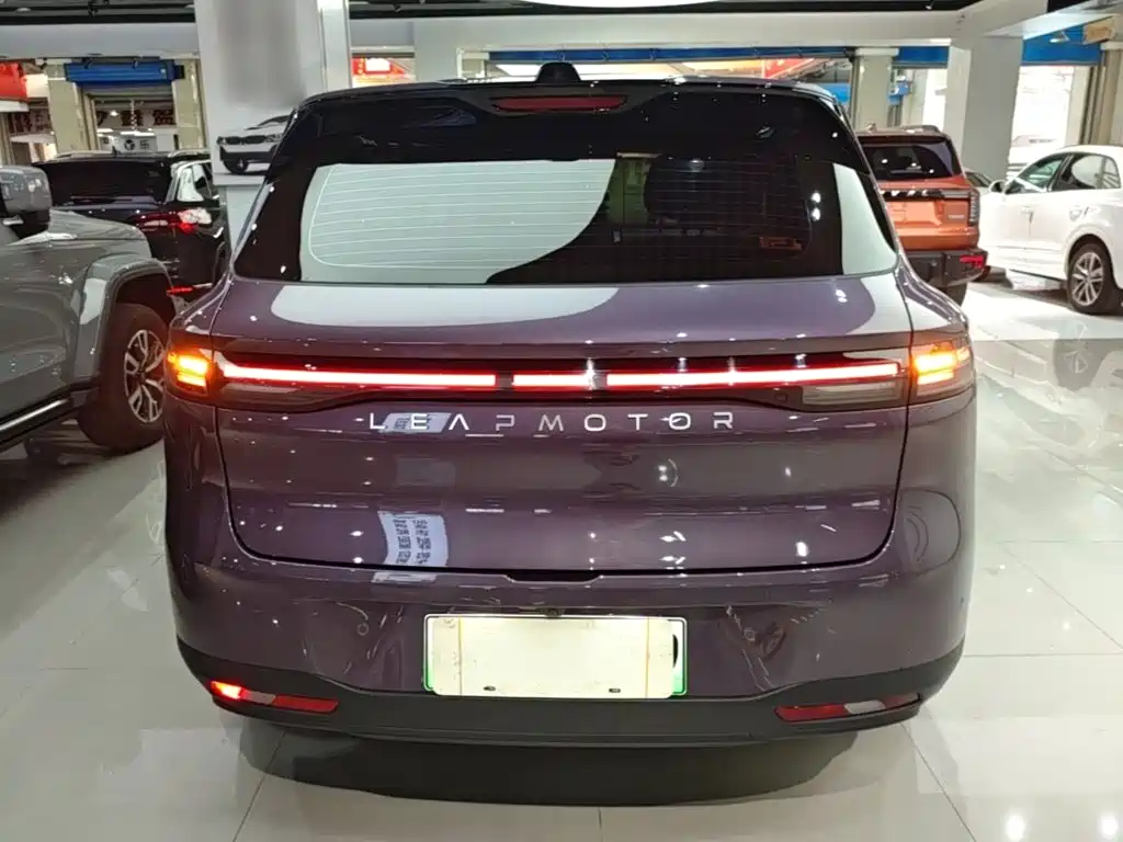 Leapmotor B10 2025 600