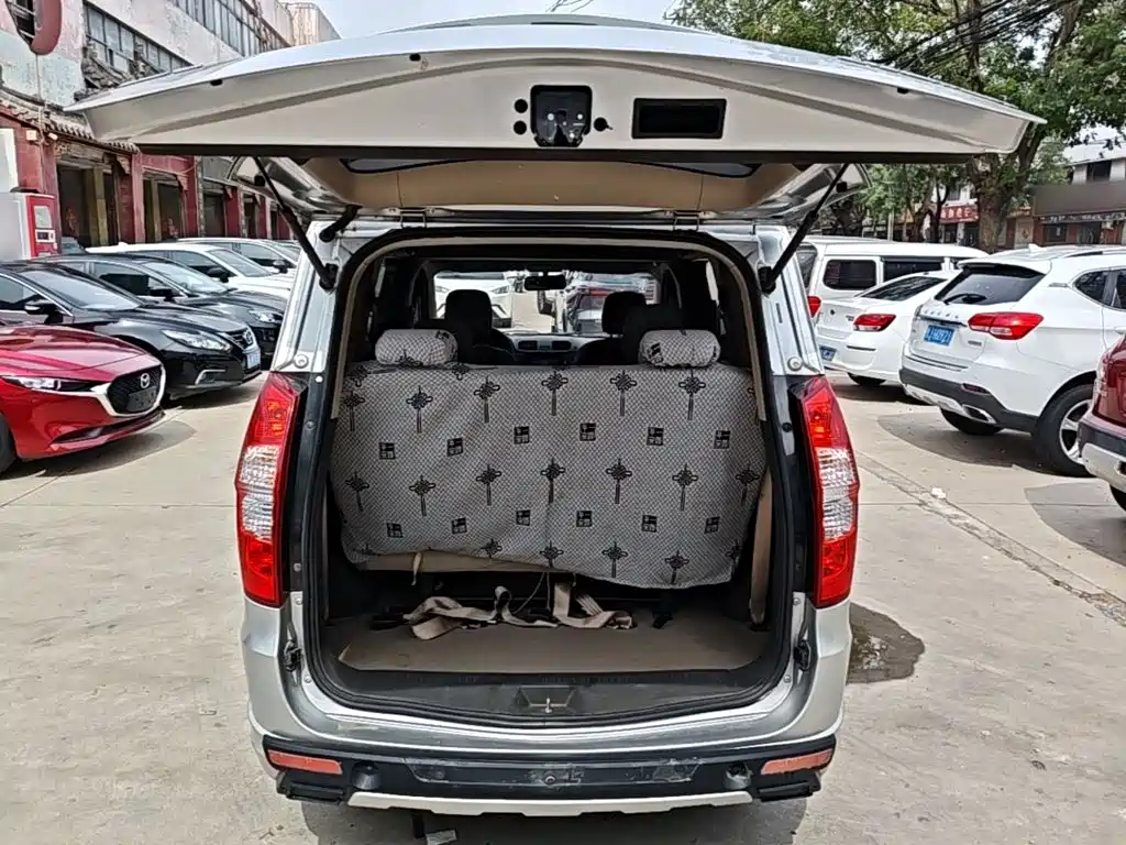 Wuling Hongguang — миниатюра 19