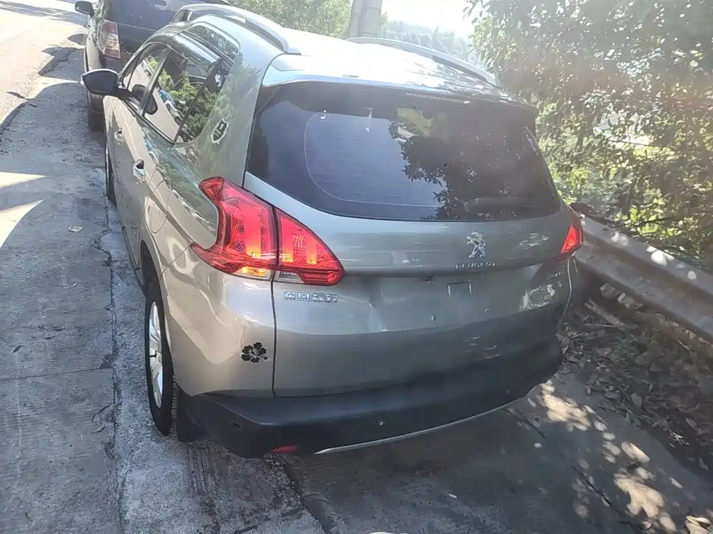 Peugeot 2008 — миниатюра 6