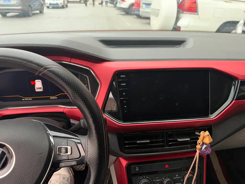 Volkswagen T-Cross — миниатюра 5