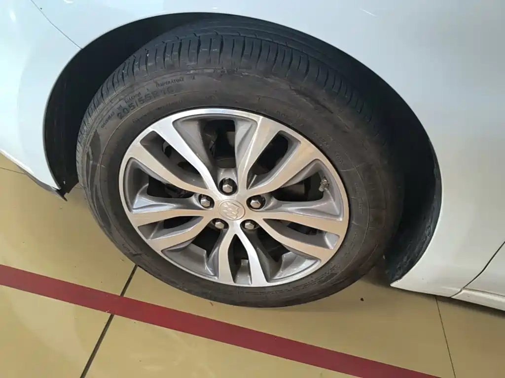 Buick Excelle — миниатюра 23