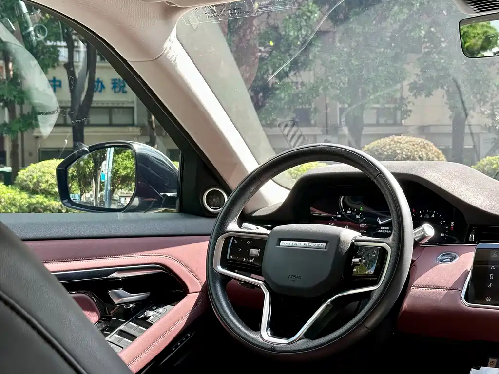 Land Rover Evoque — миниатюра 22