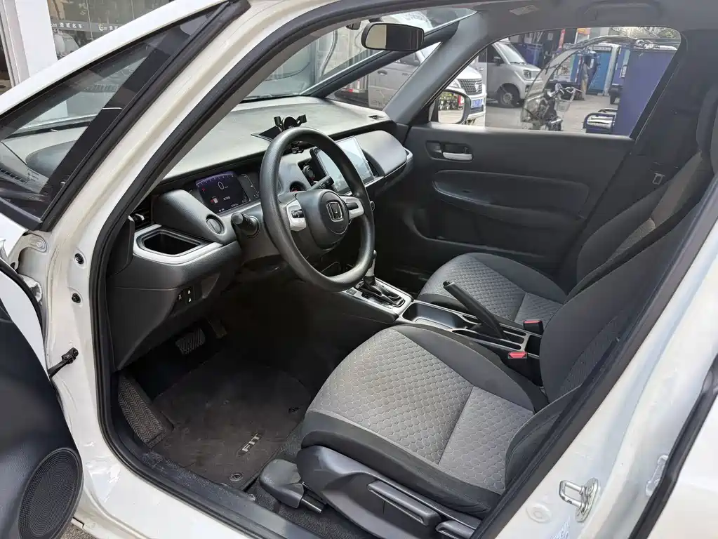 Honda Fit — миниатюра 4