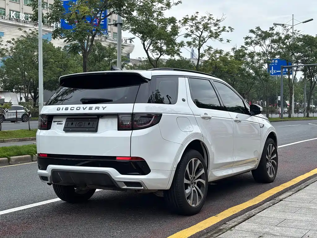 Land Rover Discovery Sport — миниатюра 6