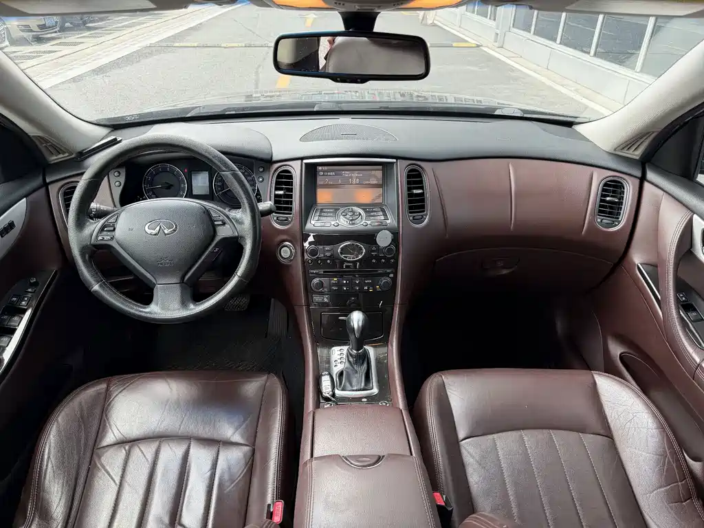 Infiniti QX50 (Import) — миниатюра 10