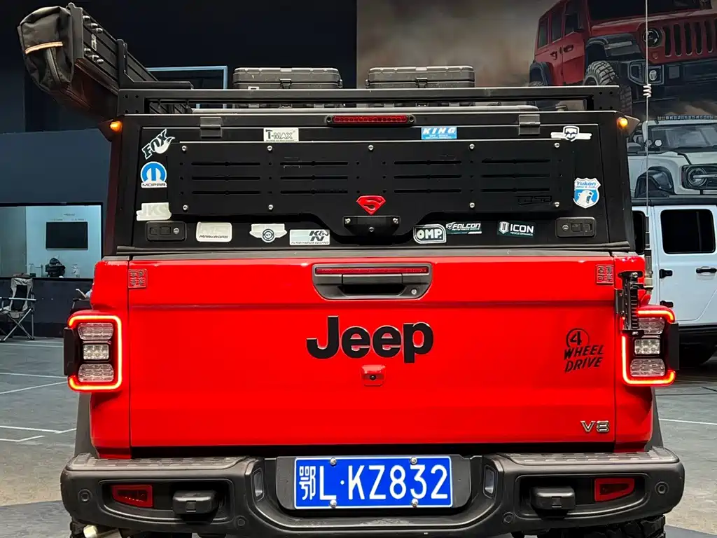 Jeep Gladiator — миниатюра 4