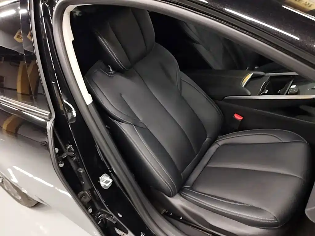 Buick LaCrosse — миниатюра 25