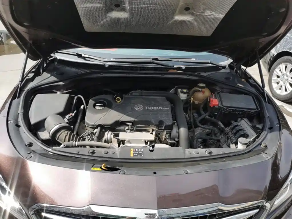 Buick LaCrosse — миниатюра 20