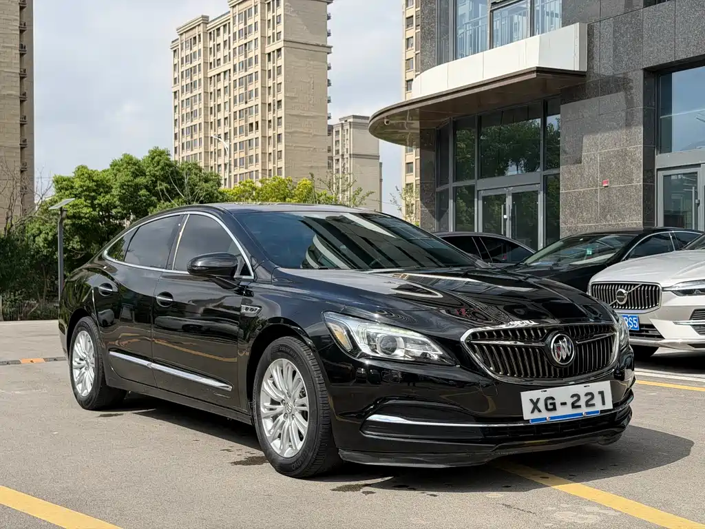Buick LaCrosse — миниатюра 3