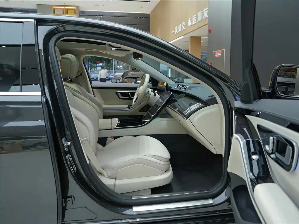 MERCEDES-BENZ S CLASS