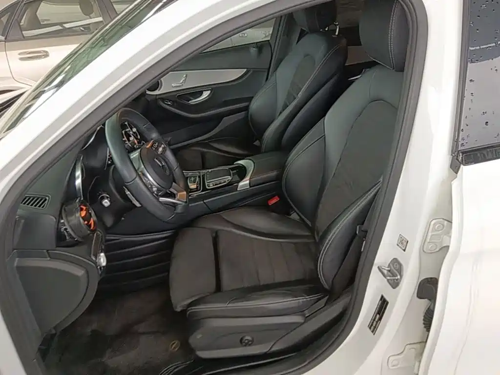 Mercedes-Benz C-Class — миниатюра 15