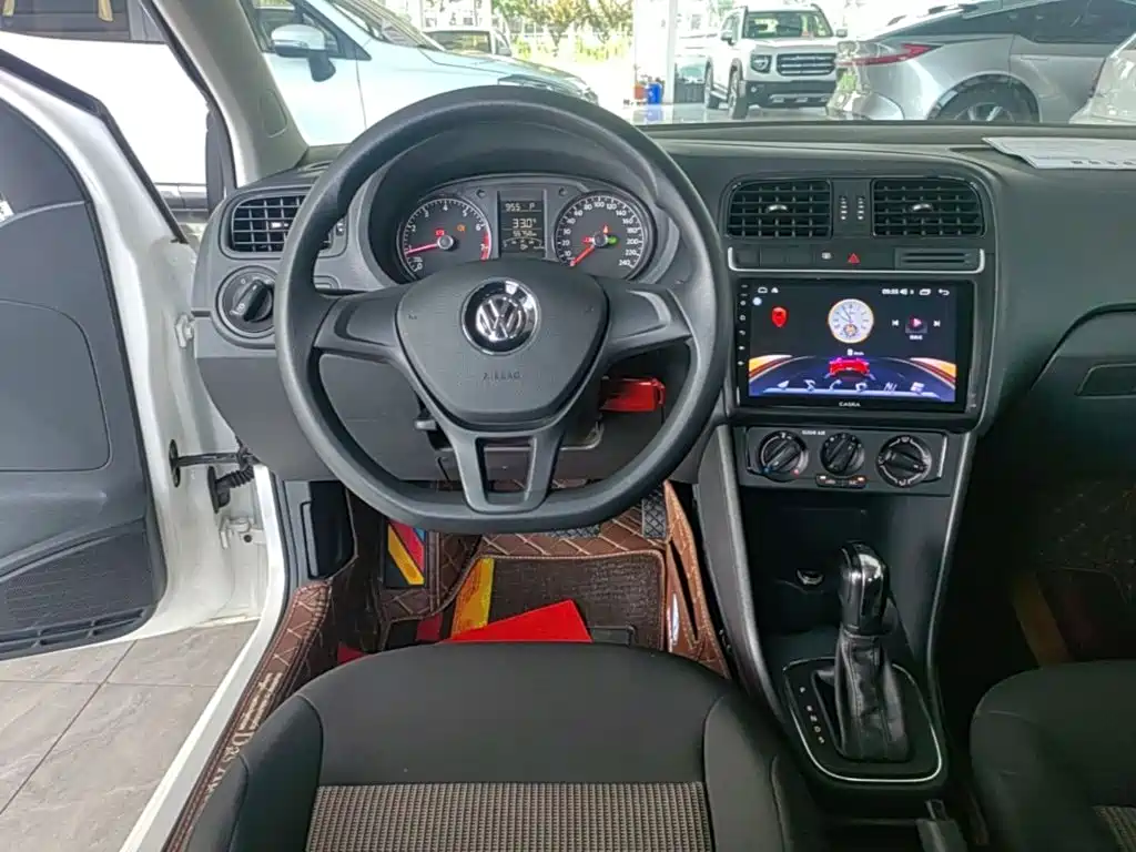 Volkswagen Polo — миниатюра 11