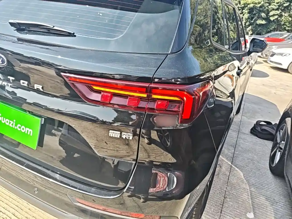 Ford Equator Sport — миниатюра 8