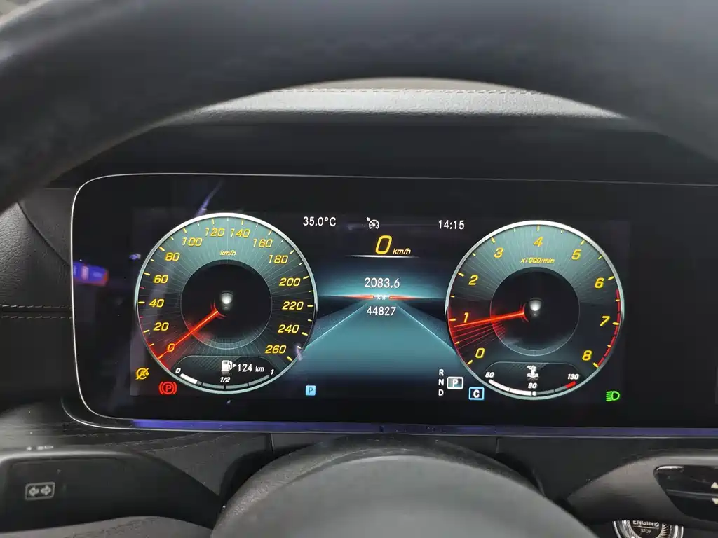 Mercedes-Benz E-Class (Import) — миниатюра 5