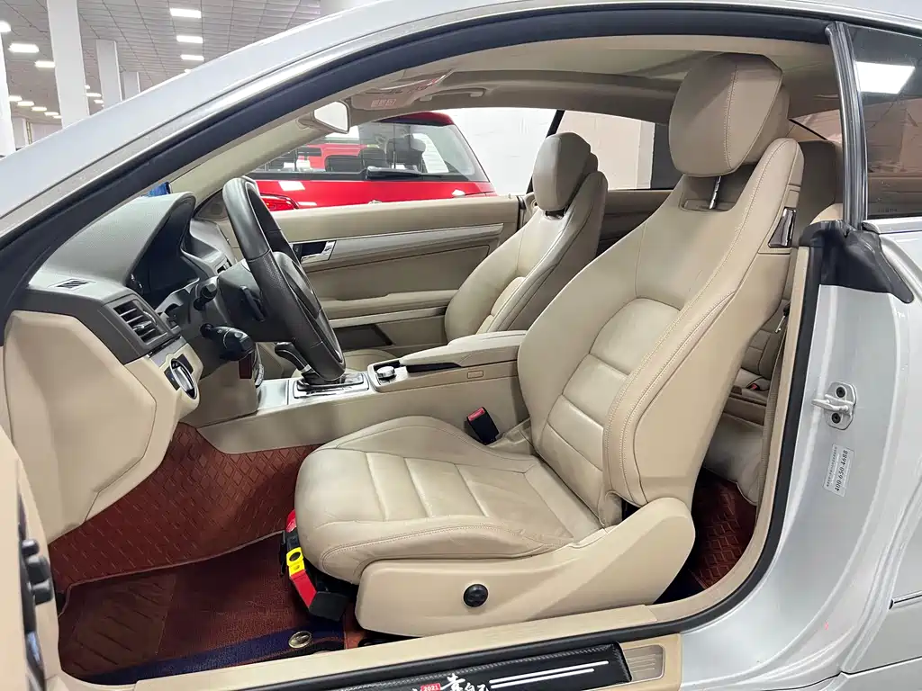 Mercedes-Benz E-Class (Import) — миниатюра 6
