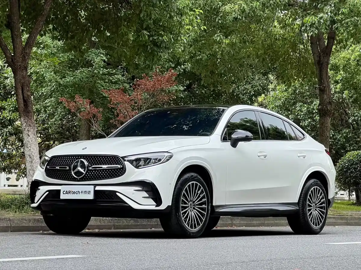 奔驰GLC轿跑 2024款 GLC 260 4MATIC 轿跑SUV 2025