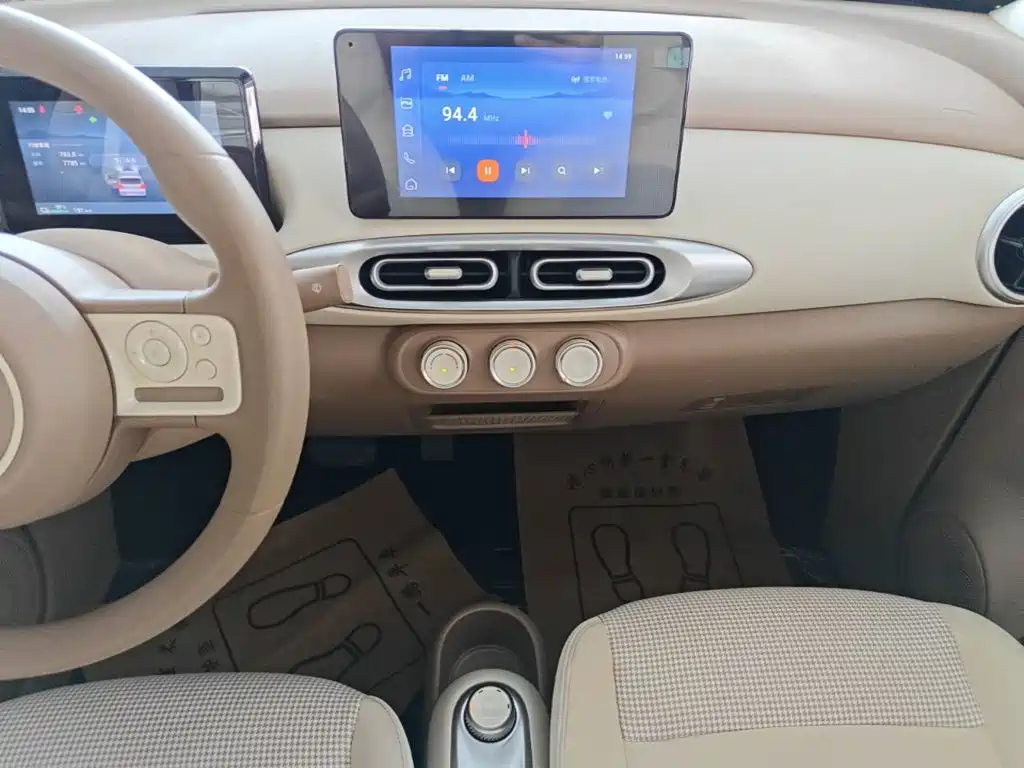 Wuling MINIEV — миниатюра 13