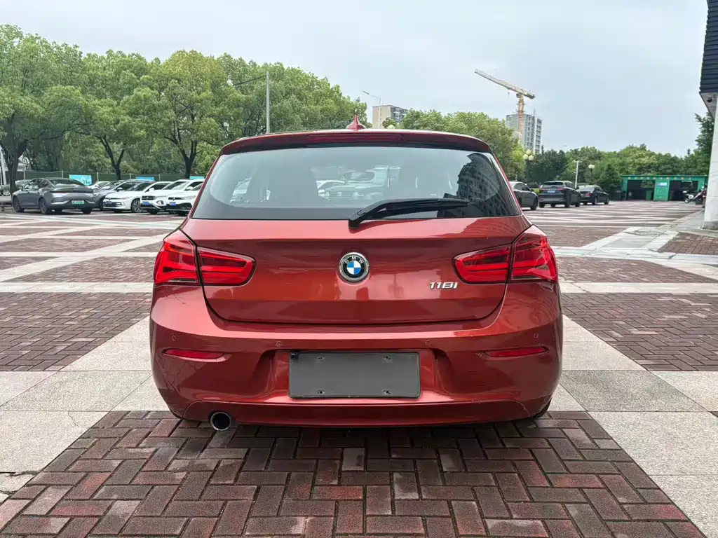 BMW 1 Series (Import) — миниатюра 13