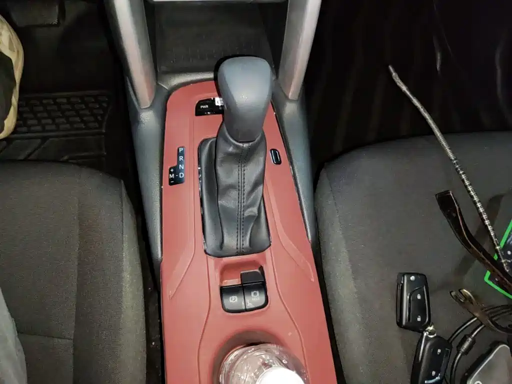 Toyota Corolla Cross — миниатюра 14