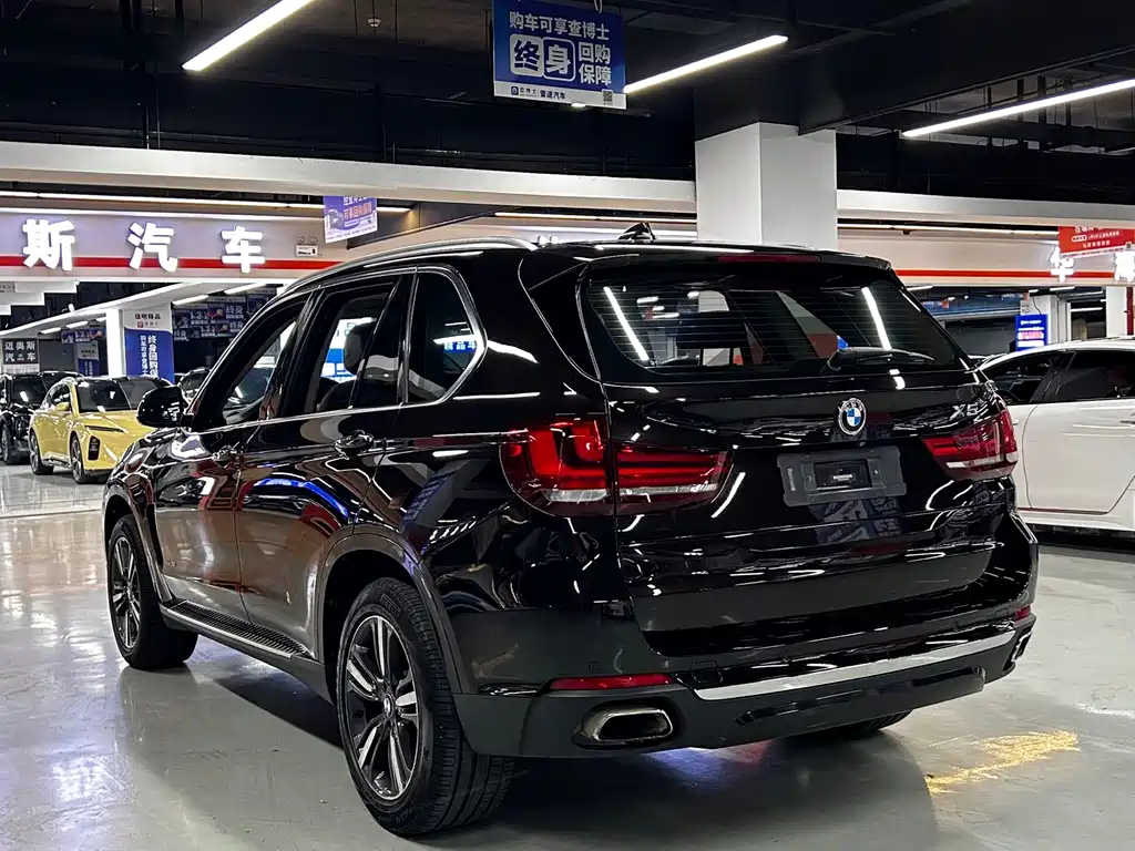 BMW X5 (Import) — миниатюра 14