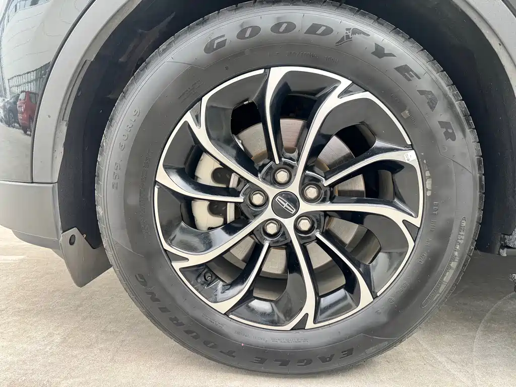 Lincoln Nautilus — миниатюра 11
