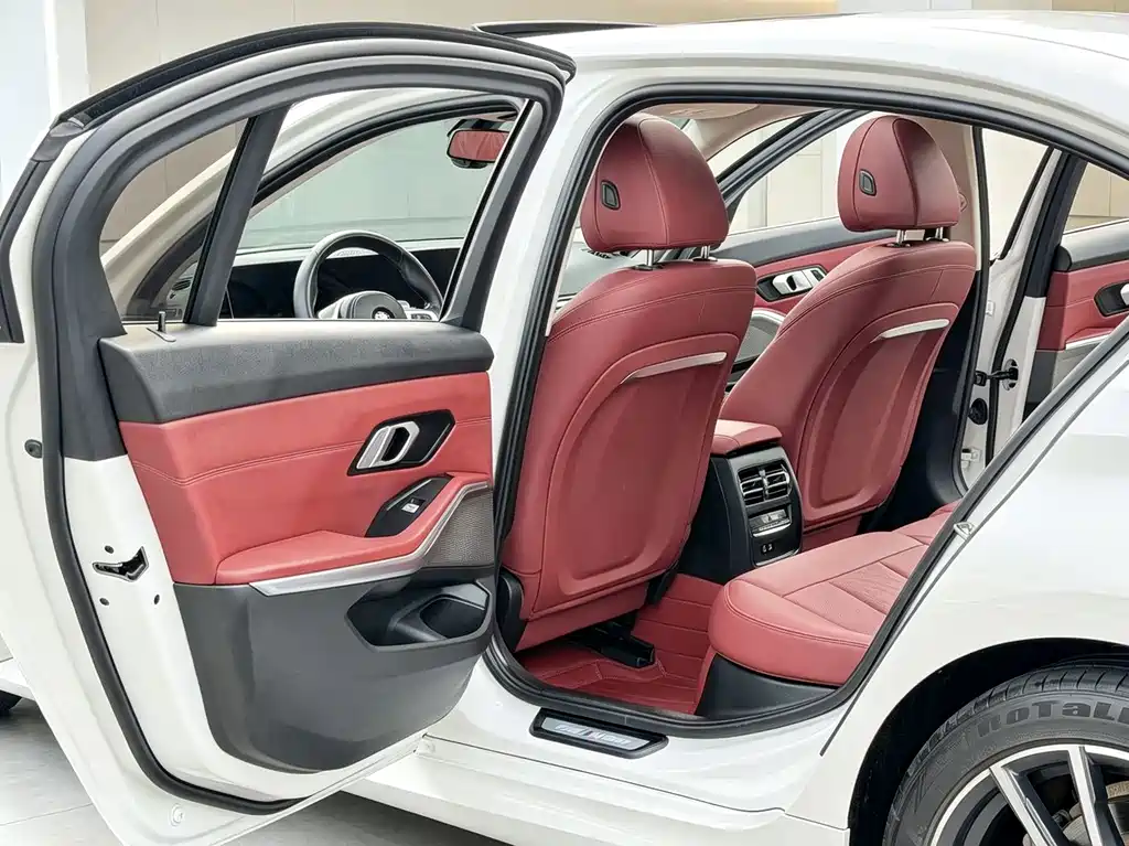 BMW 3 Series — миниатюра 12