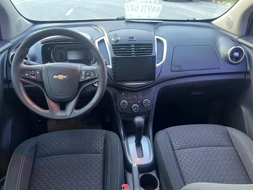 Chevrolet Trax 1.4T Auto 2WD Comfort Type, фото 10