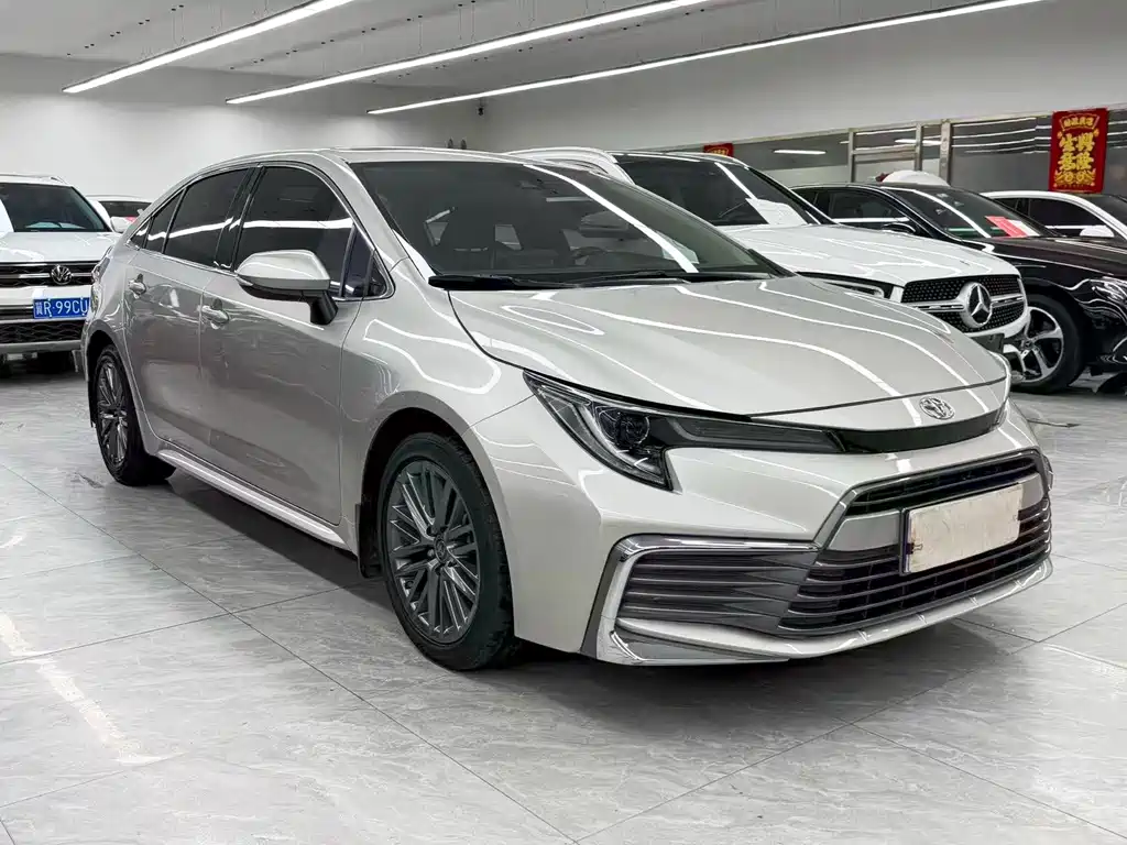 Toyota Lingshang 2021 2.0L Luxury