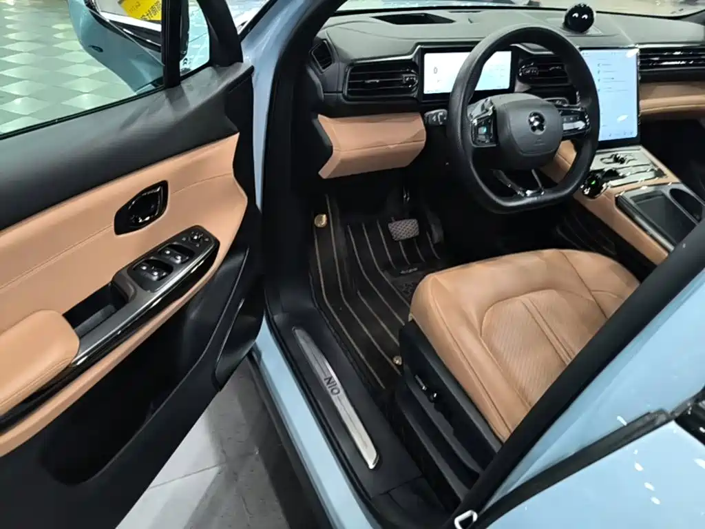 NIO ES6 — миниатюра 16