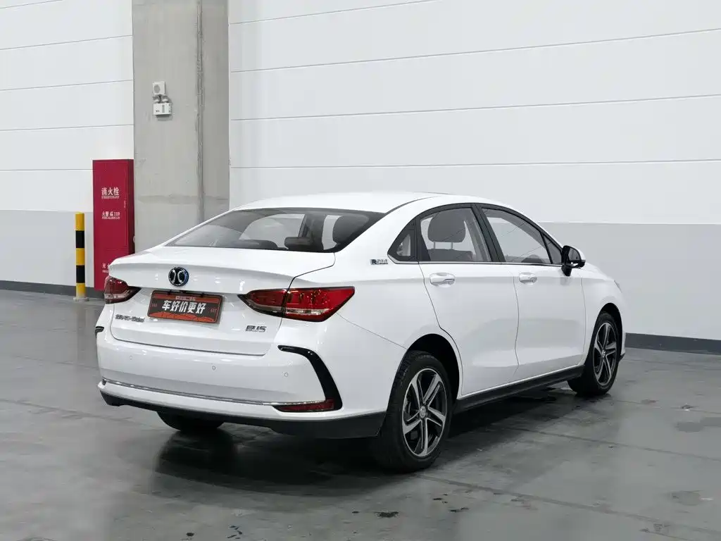 BAIC EU5 — миниатюра 2
