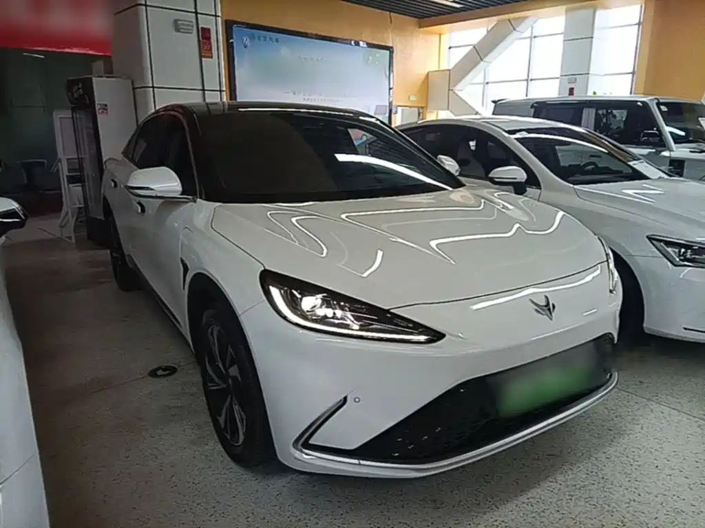 ARCFOX Alpha S — миниатюра 4