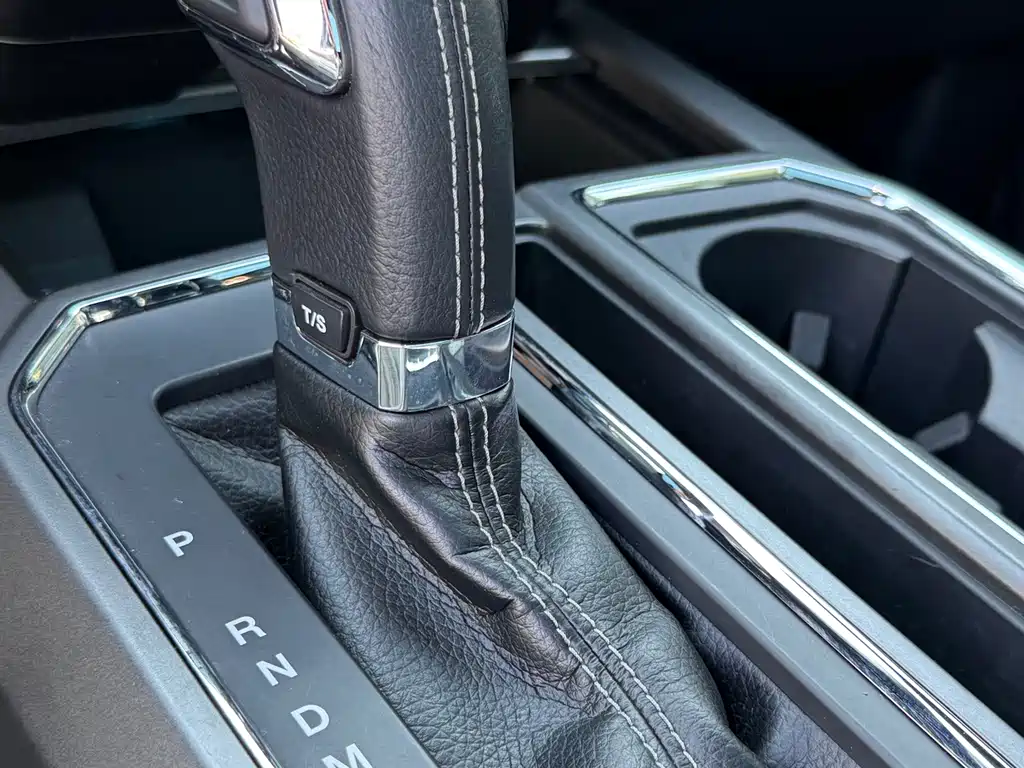 Ford F-150 Raptor — миниатюра 14