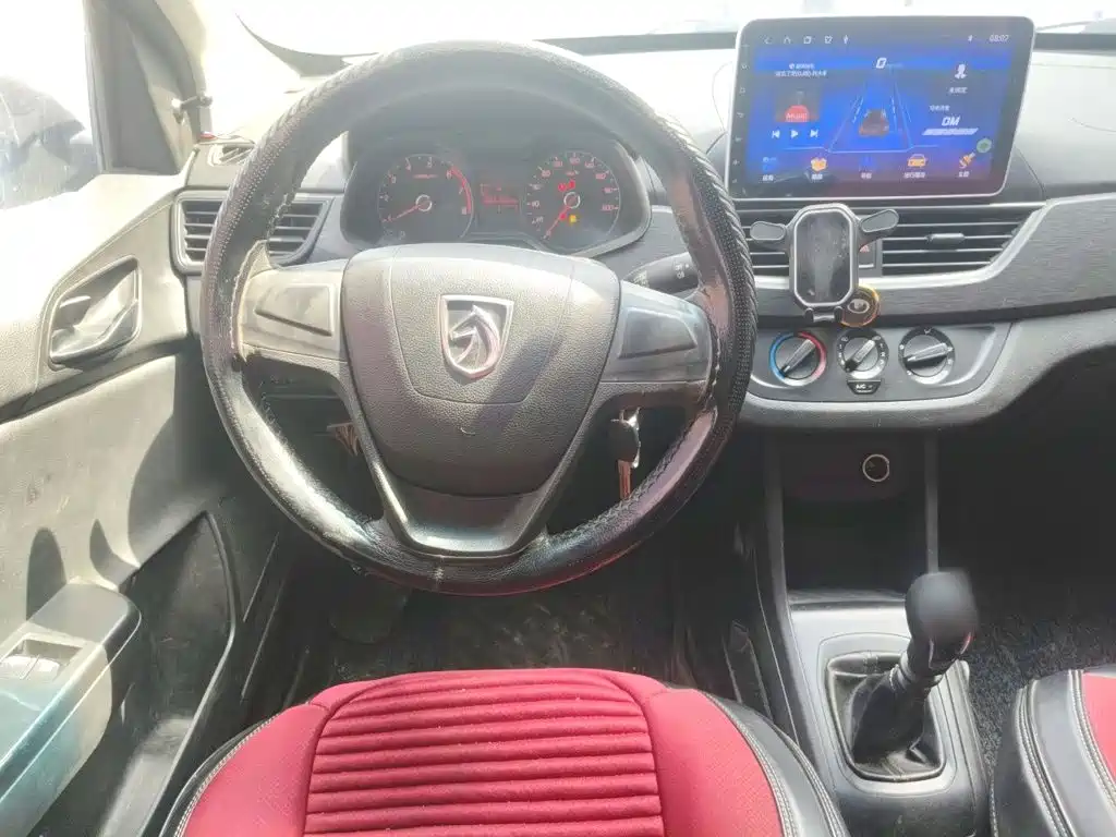 Baojun 310W — миниатюра 11