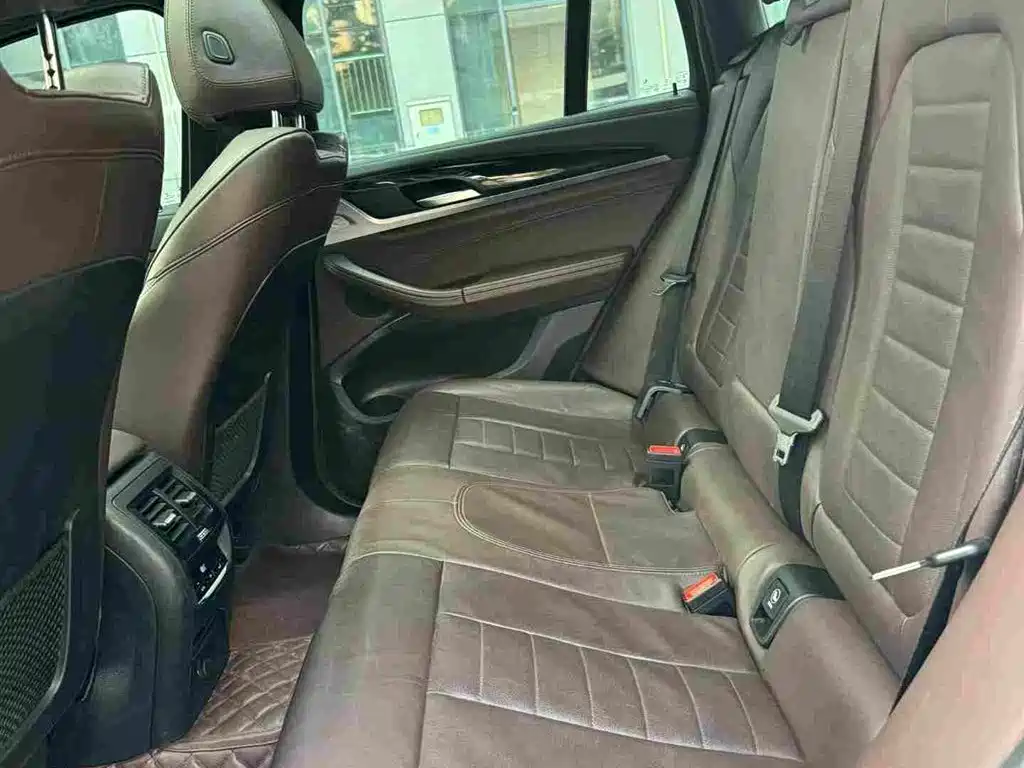 BMW X4 — миниатюра 10