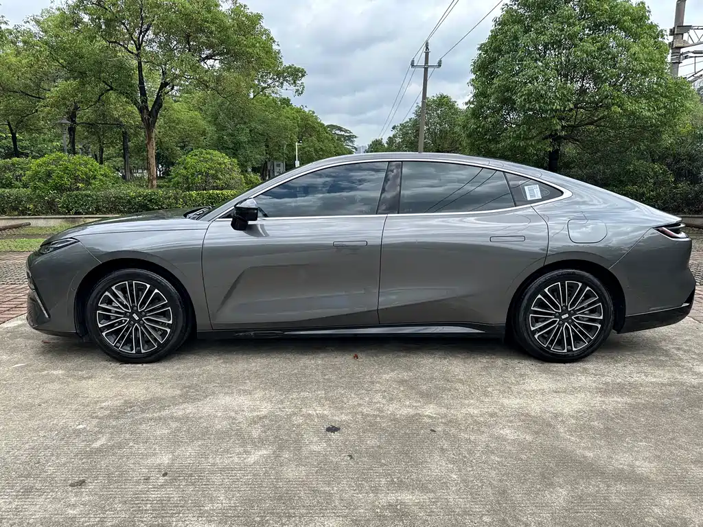Geely Galaxy Xingyao 8 130km EM-i Premium Edition, фото 7