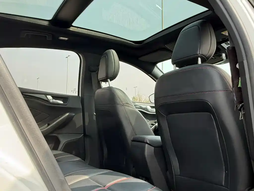 Ford Focus — миниатюра 5